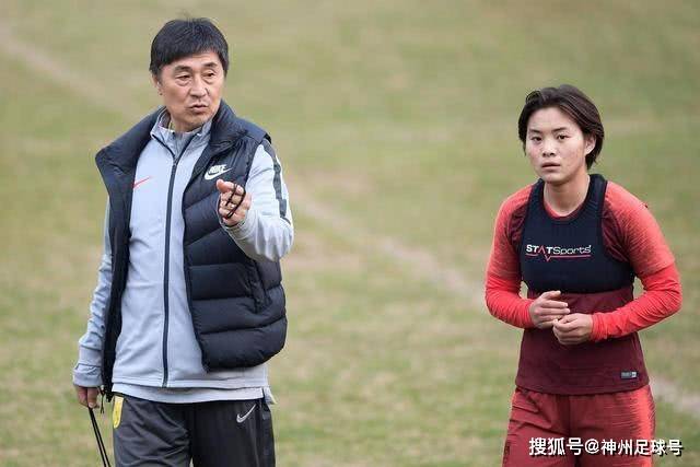 迪文琴佐32分尼克斯送灰熊6连败 热火大胜魔术